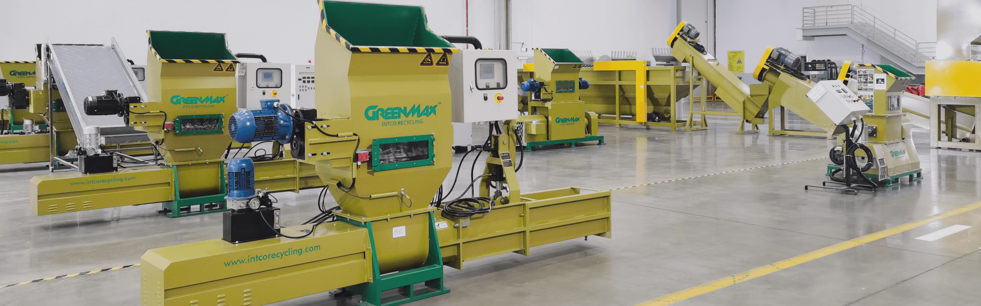 由鎮(zhèn)江英科再生機(jī)械有限公司生產(chǎn)的可再生PS泡沫塑料環(huán)?；厥諜C(jī)械為客戶提供了EPS廢料處理方案